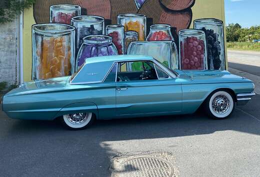 Ford Thunderbird coupe
