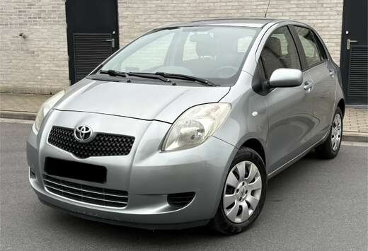 Toyota 1.0i  124.000 km  PRETE  IMMATRICULER