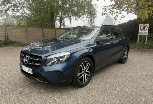 Mercedes-Benz GLA 220 d 4Matic 7G-DCT Style