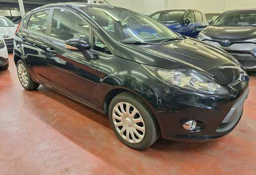 Ford Fiesta 1.4i Champions Edition