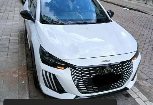 Peugeot 1.2i Hybrid GT e-DCS