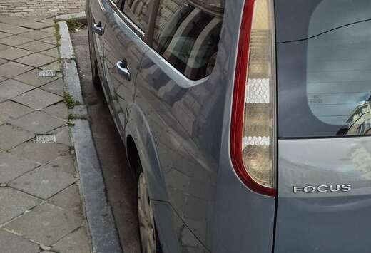 Ford Turnier 1.6 16V Titanium