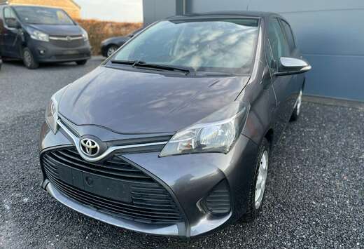 Toyota Yaris 1.33 VVT-i Lounge