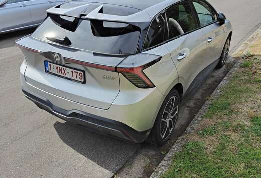 MG 4 Extended Range Trophy (77 kWh)