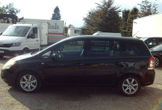 Opel Zafira 1.9 DTL CDTi airco+navi+7 zitplaatsen++++