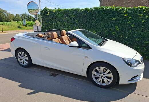 Opel Cascada 1.6 Turbo Cosmo