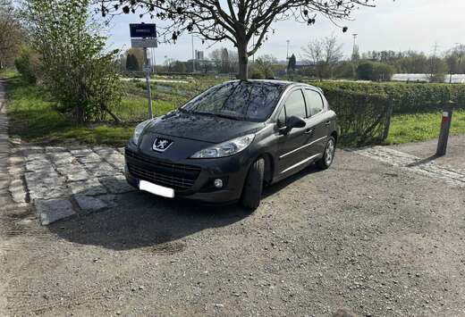 Peugeot 1.4i 16v Sporty Pack