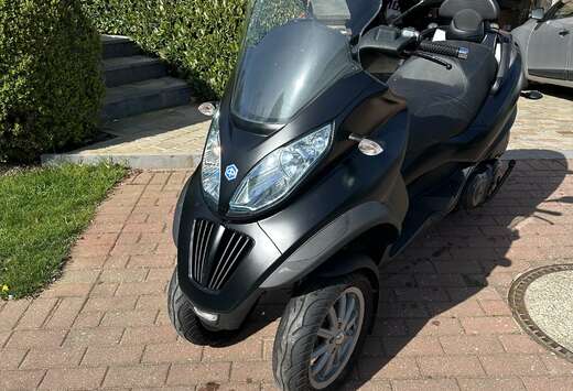 Piaggio Noir Matt