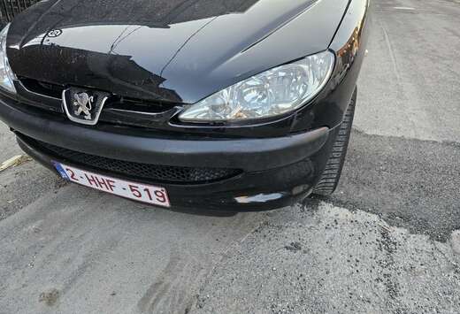 Peugeot 1.4i XR