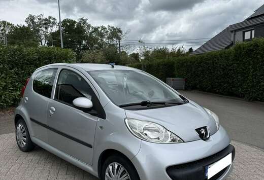 Peugeot 1.0i Urban Move