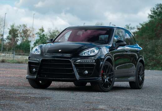 Porsche 4.8i V8 S Tiptronic