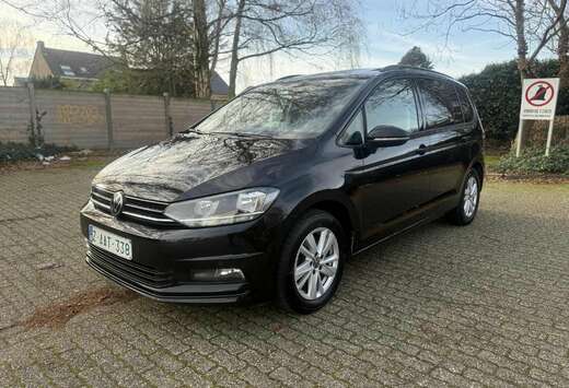 Volkswagen Touran 1.5 TSI DSG Trendline 7 Zitplaatsen
