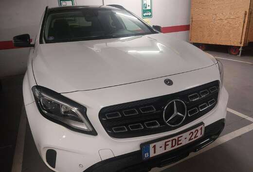 Mercedes-Benz GLA 180