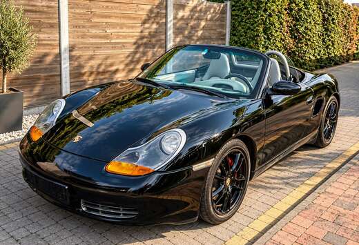 Porsche 2.5i Tiptronic S