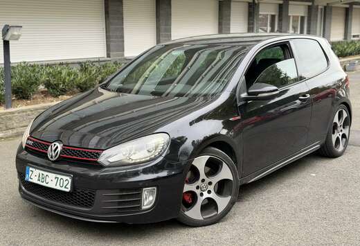 Volkswagen Golf 2.0 TSI DSG