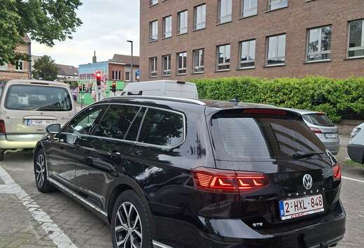 Volkswagen GTE 1.4 eHybrid PHEV DSG (160 kW)