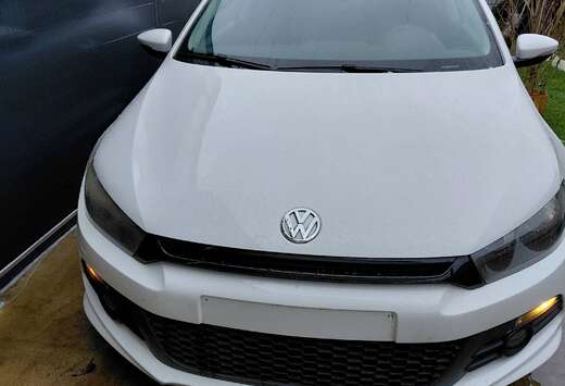 Volkswagen Scirocco 2.0 CR TDi DPF