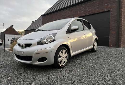 Toyota Toyota Aygo 1.0 Benzine, 81.000 Kilometers