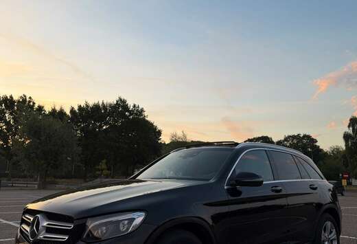 Mercedes-Benz Coupe 4Matic 9G-TRONIC Exclusive Full O ...
