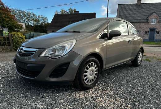 Opel OPEL CORSA BENZINE