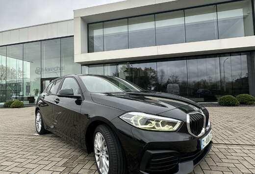 BMW 118i Advantage 1 Jaar Garantie