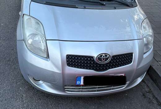 Toyota 1.3i VVT-i 16v Linea Sol