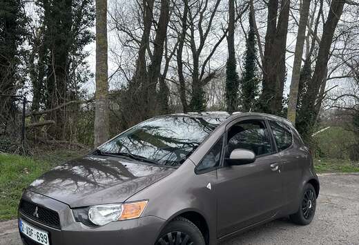 Mitsubishi Colt 1.1i