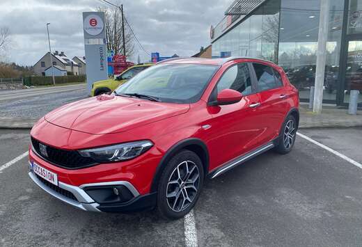 Fiat Tipo Cross 1.0 T FireFly Red CARPLAY GARANTIE