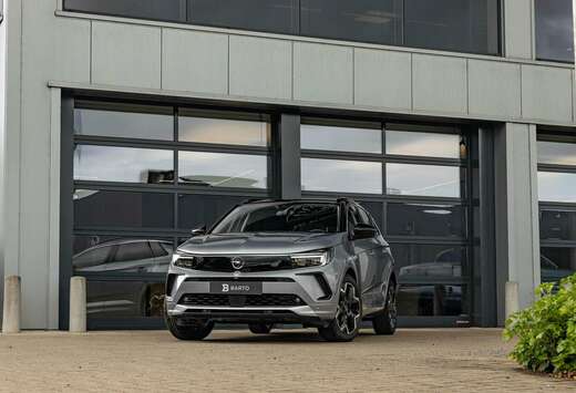 Opel Automaat 130pk  Ultimate  Alcantara  Zetelve...