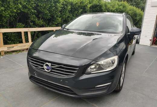 Volvo BUSINESS D4 163 ch Stop&Start Momentum Business