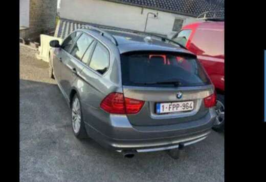 BMW 318d DPF Touring Edition Sport