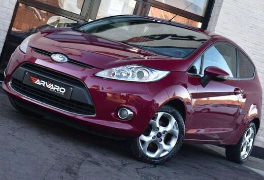 Ford 1.25i Titanium Xenon / Airco / garantie