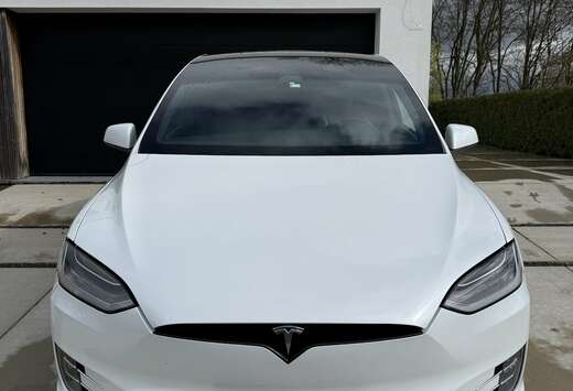 Tesla 90 kWh Dual Motor Performance