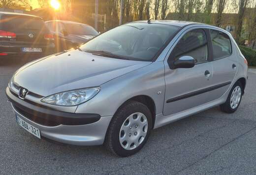 Peugeot 206 1.1i X-Line état exceptionnel  1er propr ...