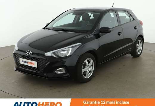 Hyundai 1.2 Black Roof