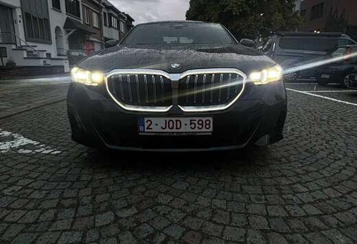 BMW 520d full option !! Luxury Line