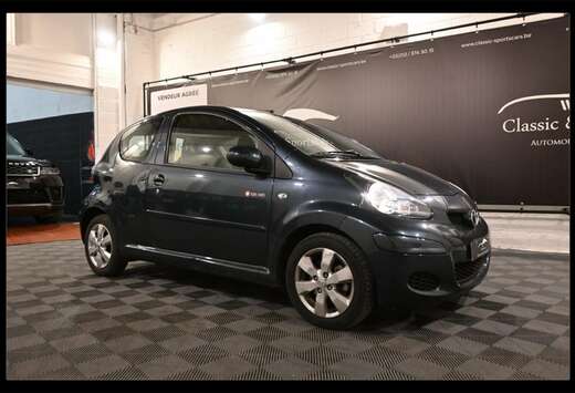 Toyota Aygo 1.0i VVT-i AUTOMATIQUE / GPS NAVI / CLIM