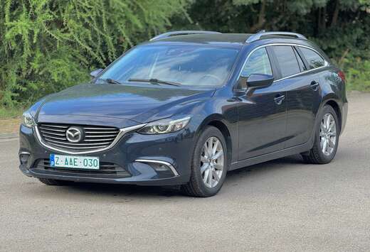 Mazda 2.2D AWD Skydrive Premium Edition