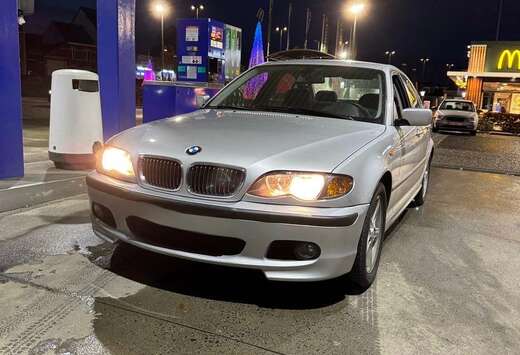BMW 320i