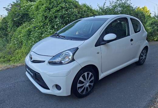 Toyota Aygo 1.0i * Euro 5 * Garantie * 2 de Stock !