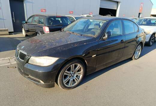 BMW 318 d La chaîne de distribution est cassée.