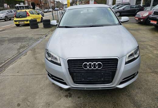 Audi 1.6 TD*Phare Xenon*PDC*CLIM*Cruise controle*VE*R ...