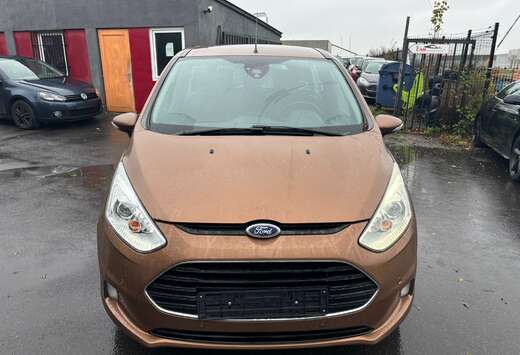 Ford 1.6 TDCi Titanium prêt à Imatriculer