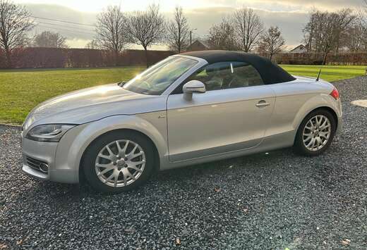 Audi TT Roadster  2.0 TFSI S line