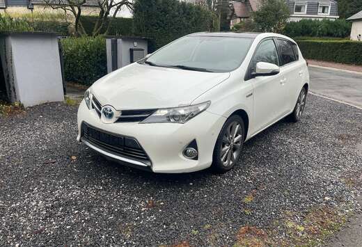 Toyota Auris HEV 1.8i HSD Premium CVT AUTOMATIQUE