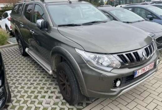 Mitsubishi 2.4 Di-D Aut. AWD / Leder / Navi / Zetelve ...