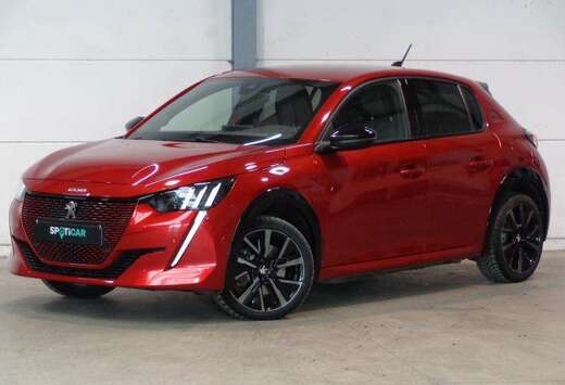 Peugeot 50Kwh GT - GPS - Caméra