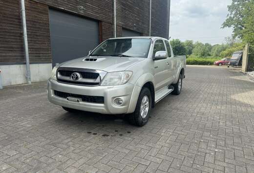 Toyota 4x4 Extra Cab Sol