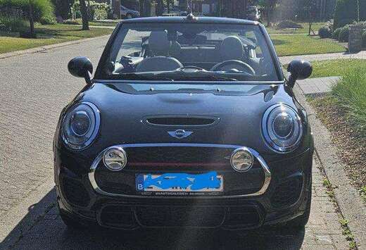 MINI Mini John Cooper Works Cabrio Sport-Aut.