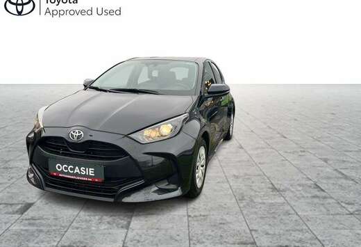 Toyota 1.0 MT DYNAMIC + NAVI